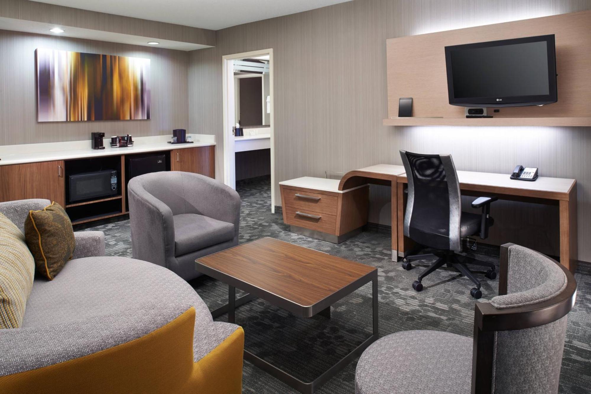 Hotel Courtyard Toledo Maumee/Arrowhead Extérieur photo